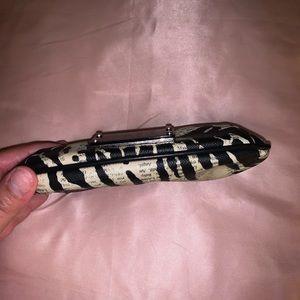 L.A.M.B. Bags - L.A.M.B. Newspaper Zebra Print Clutch ๐ฆ L.A.M.B. Bags - L.A.M.B. Newspaper Zebra Print Clutch ๐ฆ